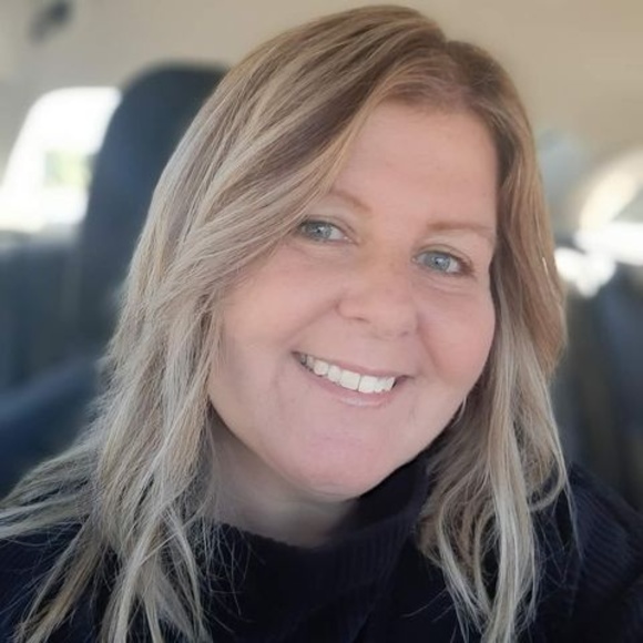 Meet your Posher, Tina - Picture 1 of 1